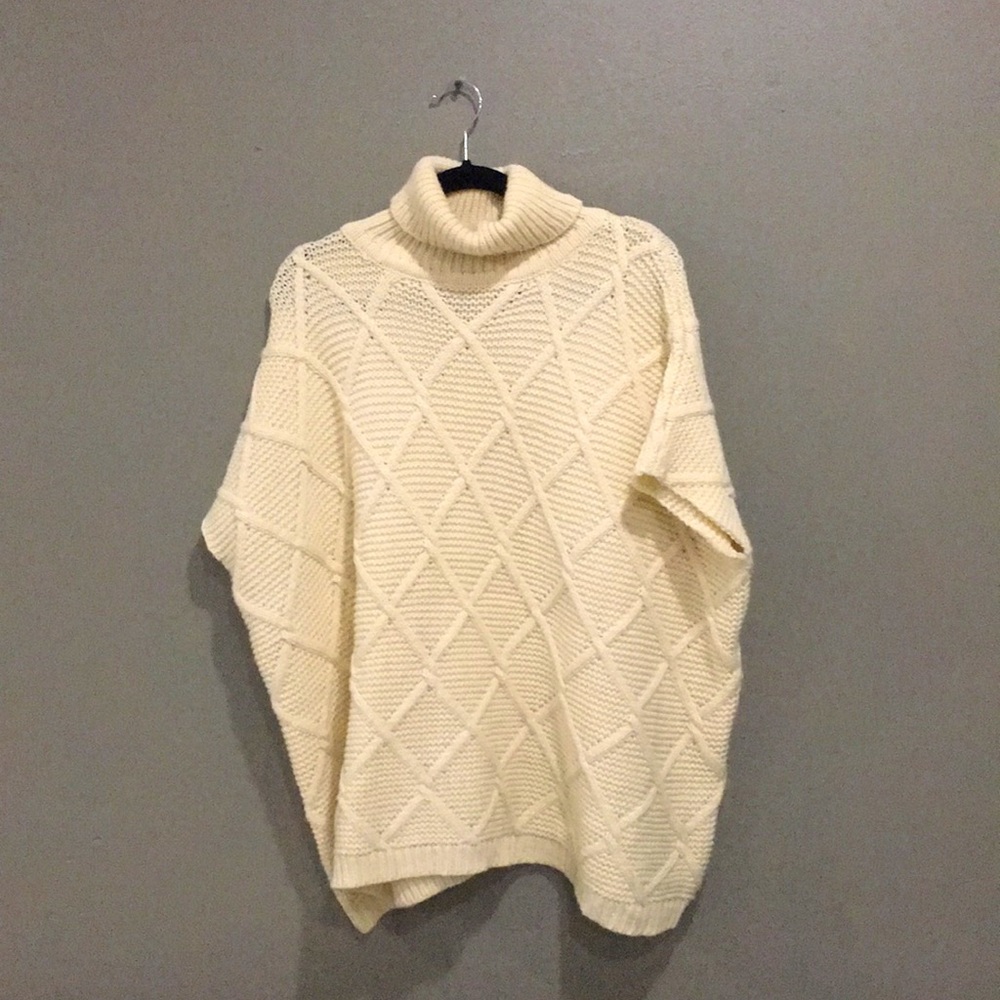 Cupshe White Sweater